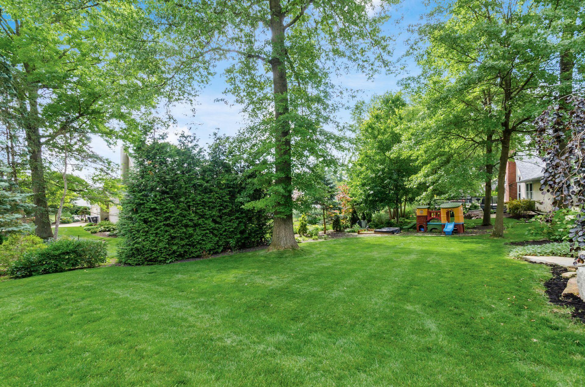 818 Hensel Woods Road Columbus, OH 43230 - Photo 30 of 45