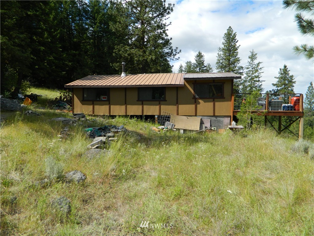 260 Reevas Basin Road Tonasket, WA 98855 - Photo 1 of 17 Gallery Image 1