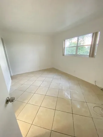 $1,950 | 3120 North Pine Island Road, Unit 301, Sunrise, FL 33351