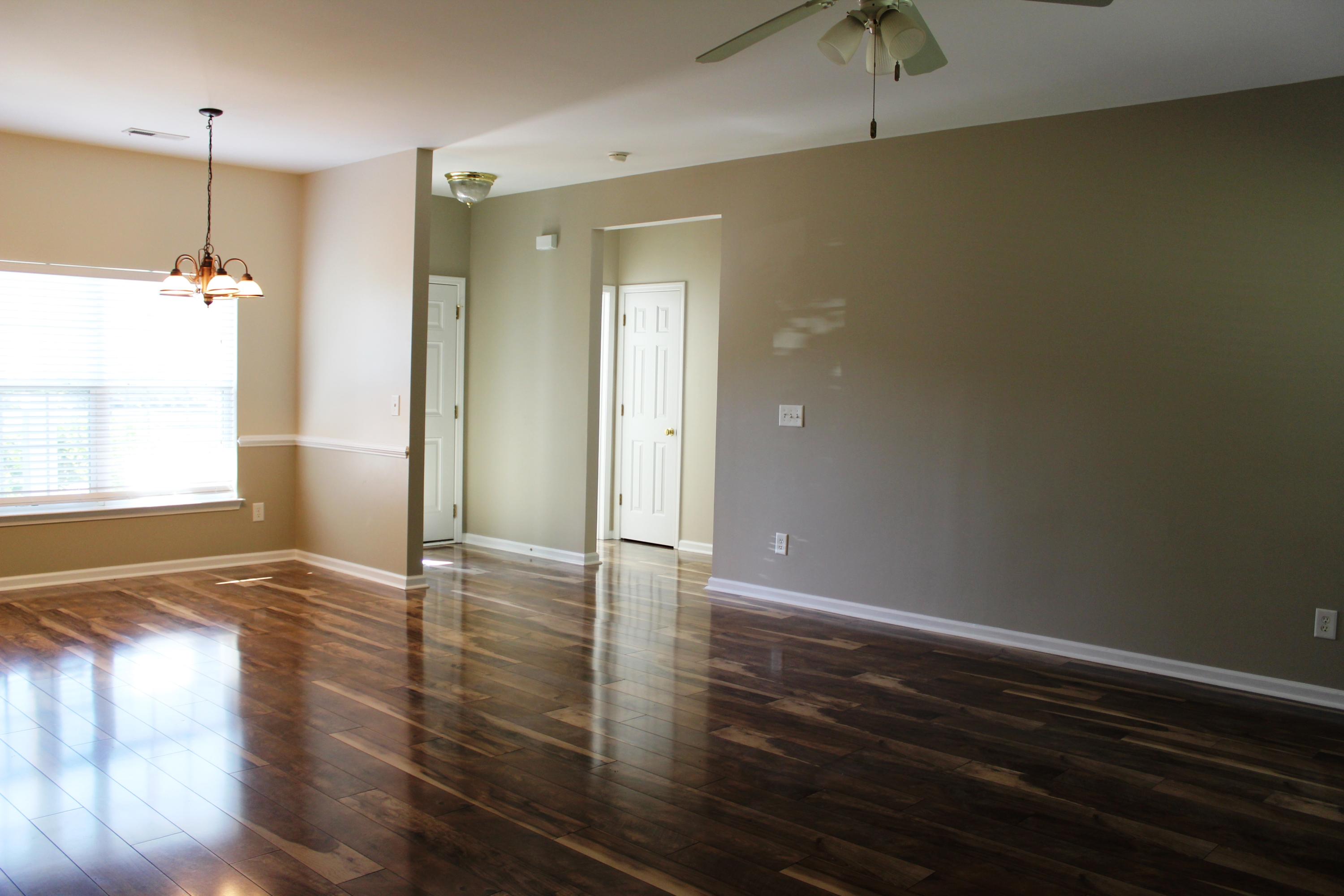 2802 August Road Johns Island, SC 29455 - Photo 6 of 23 2802 living room2