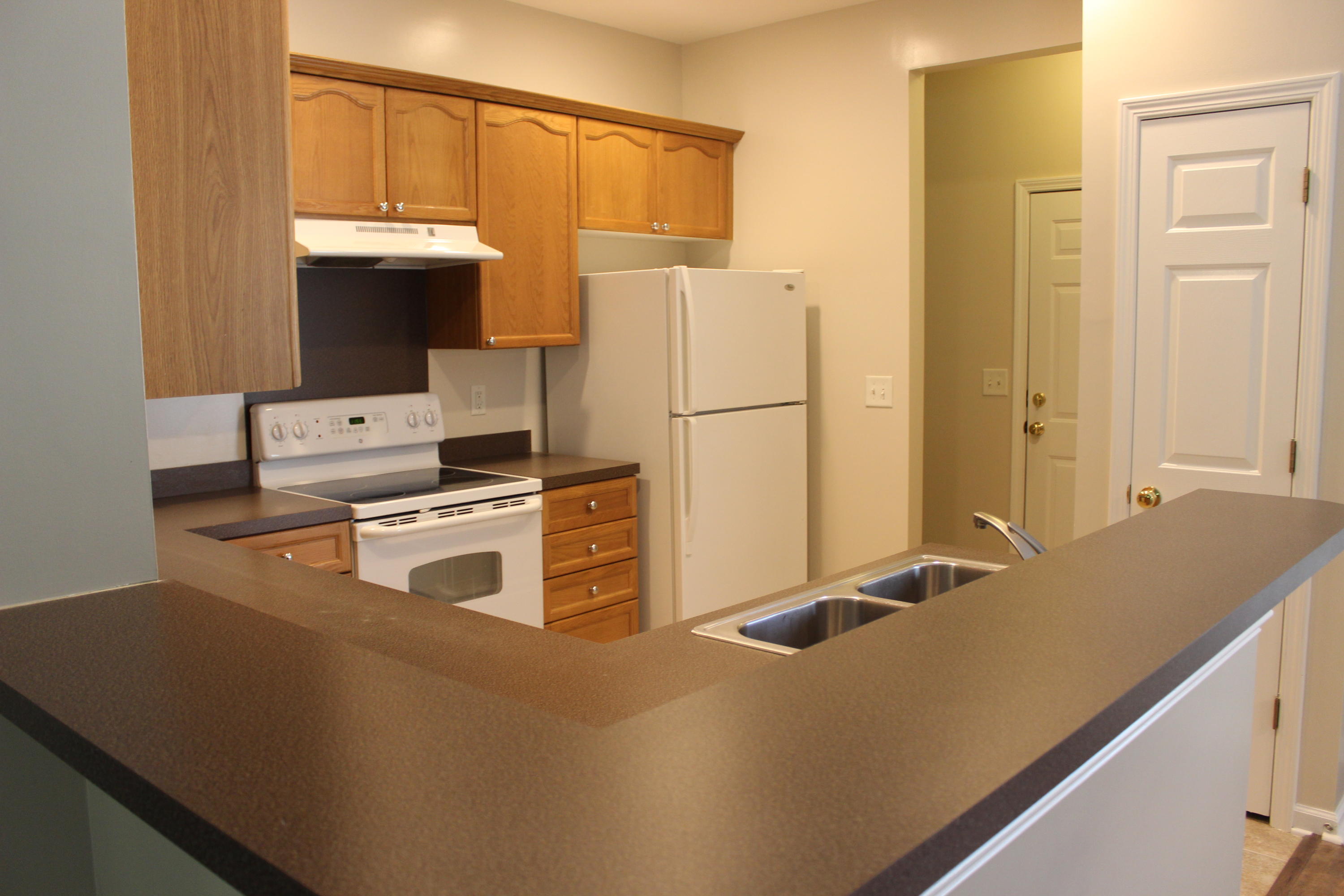 2802 August Road Johns Island, SC 29455 - Photo 10 of 23 2802 kitchen4