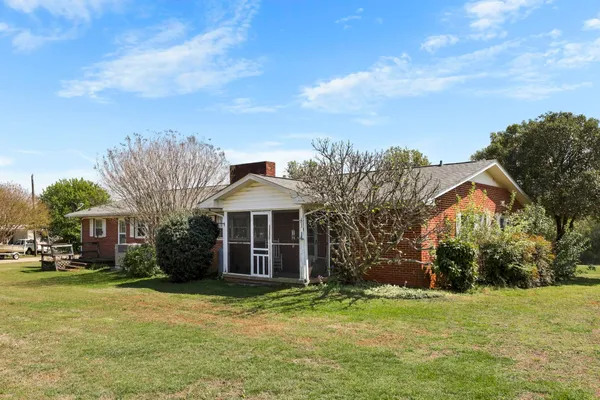 $299,000 | 971 Iron Bridge Road, Cowpens, SC 29330