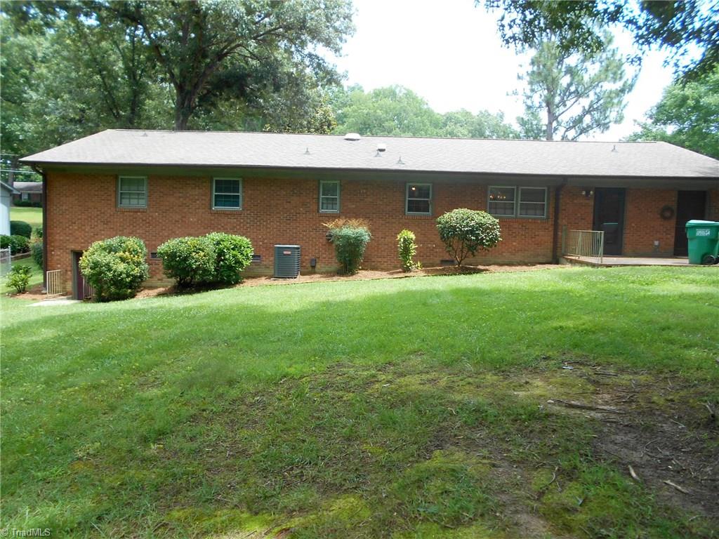 513 Shadybrook Road High Point, NC 27265 - Photo 22 of 25 Back of home