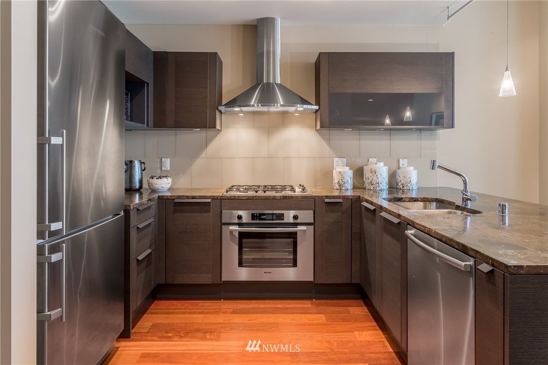 737 Olive Way, Unit 3504 Seattle, WA 98101 - Photo 7 of 25