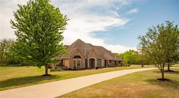 $399,900 | 2861 Northbrook, Coffeyville, KS 67337