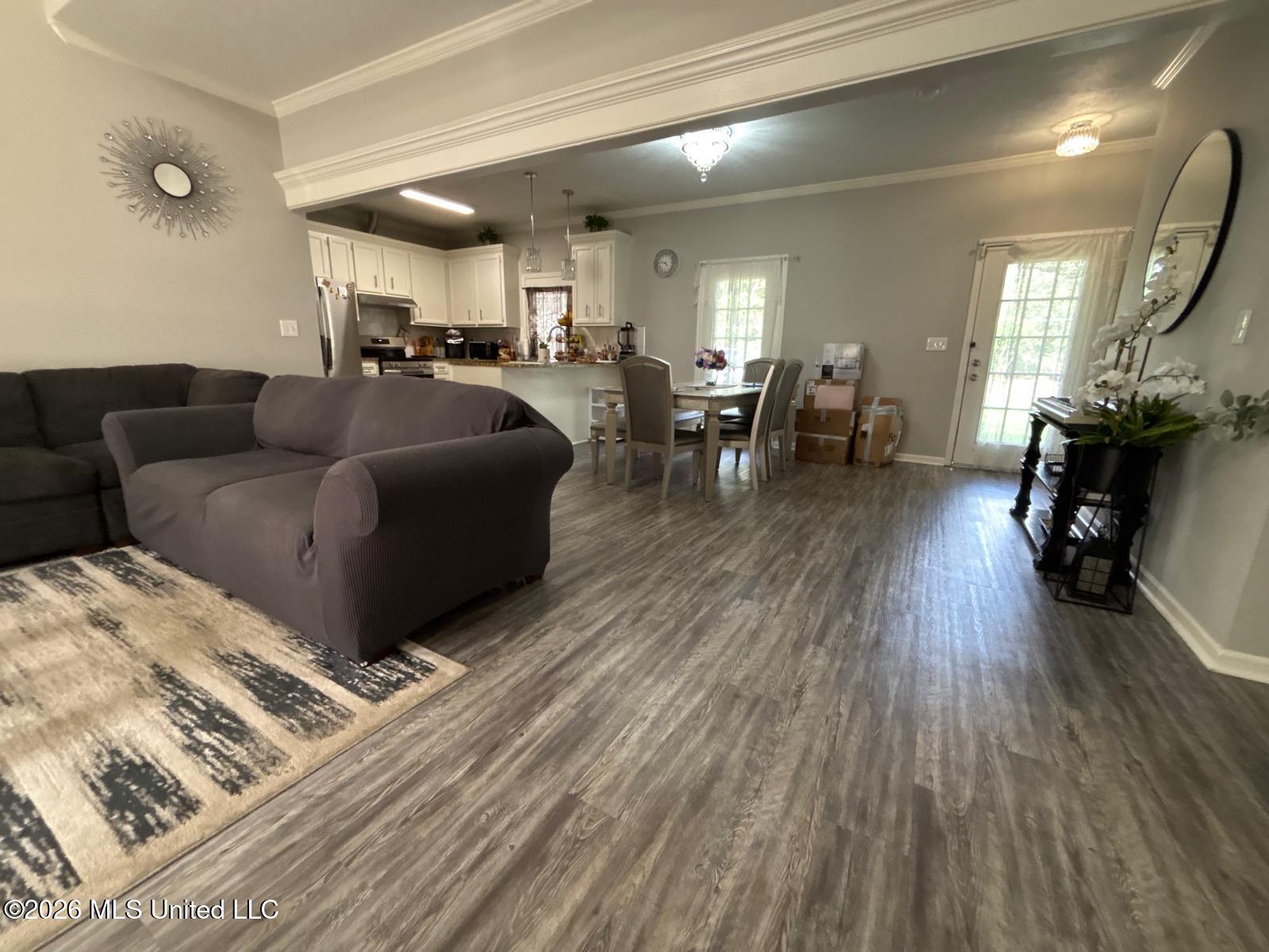 207 South Pear Orchard Road Ridgeland, MS 39157 - Photo 4 of 29 WhatsApp Image 2026-06-01 at 9.34.29 AM
