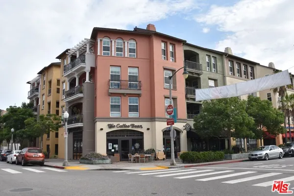 $6,500 | 13020 Pacific Promenade, Unit 406, Playa Vista, CA 90094