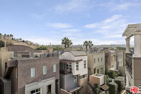 $6,500 | 13020 Pacific Promenade, Unit 406, Playa Vista, CA 90094