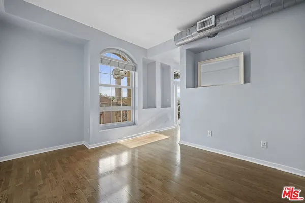 $6,500 | 13020 Pacific Promenade, Unit 406, Playa Vista, CA 90094