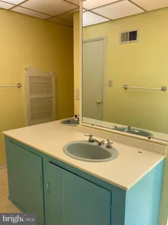 $3,300 | 852 Constellation Drive, Great Falls, VA 22066