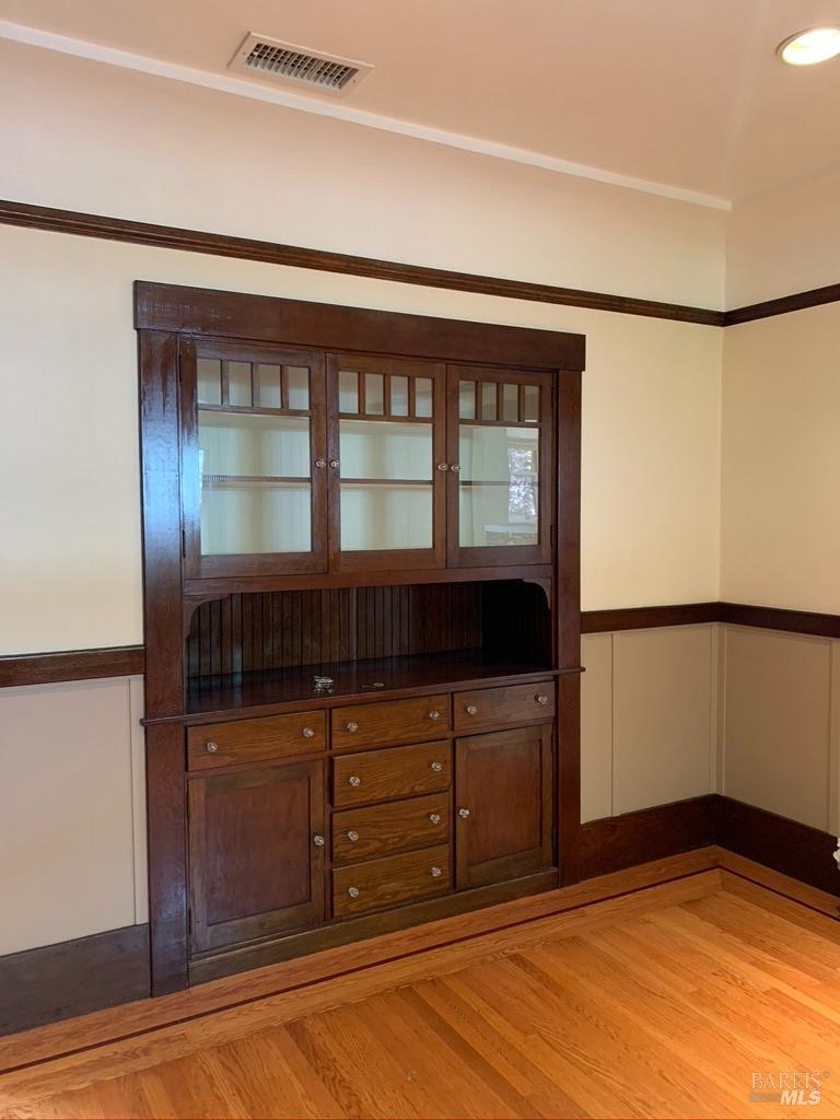 31 Valencia Avenue San Rafael, CA 94901 - Photo 5 of 28