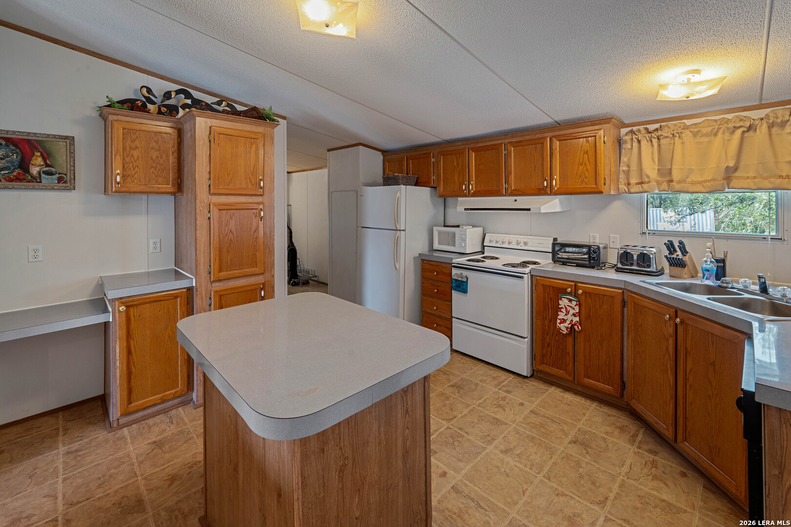 104 Longhorn Road Stockdale, TX 78160 - Photo 9 of 30