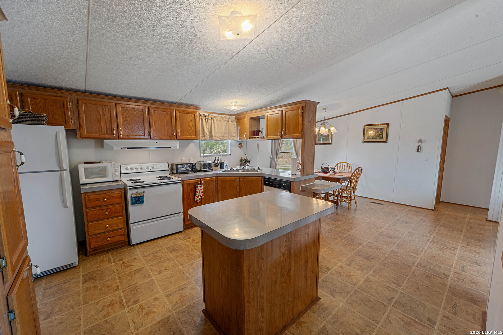 104 Longhorn Road Stockdale, TX 78160 - Photo 10 of 30