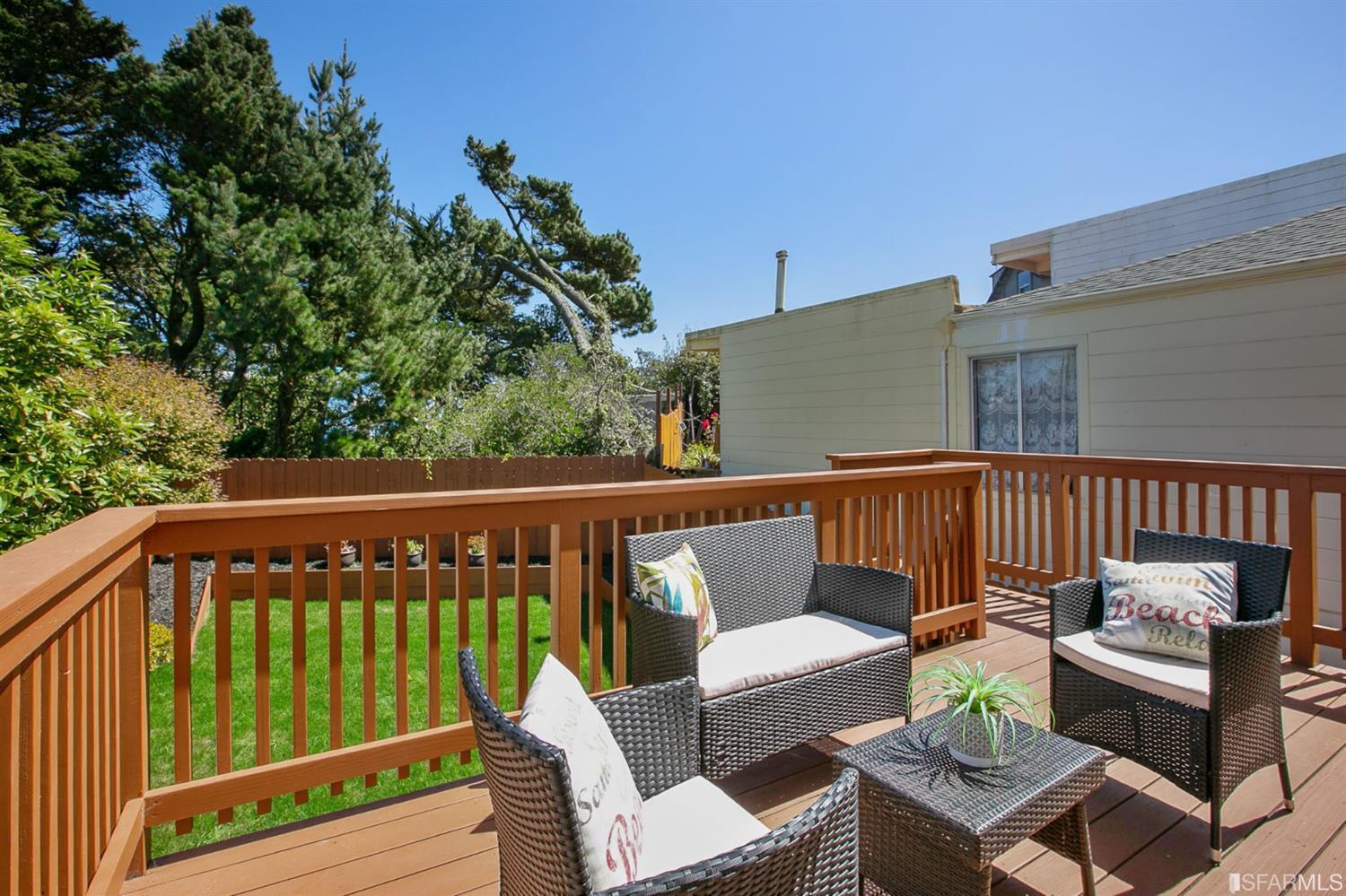 8 Lee Avenue San Francisco, CA 94112 - Photo 6 of 11