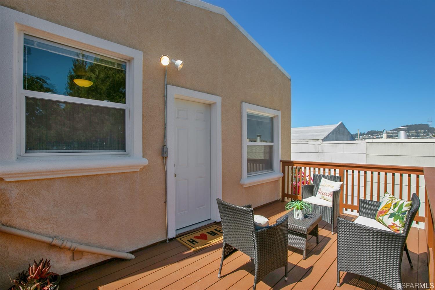 8 Lee Avenue San Francisco, CA 94112 - Photo 7 of 11