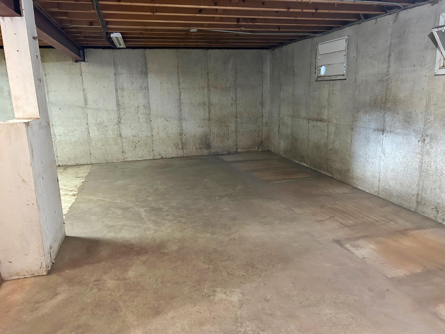 3413 East Bemes Road Crete, IL 60417 - Photo 27 of 29 a view of a room with an empty space
