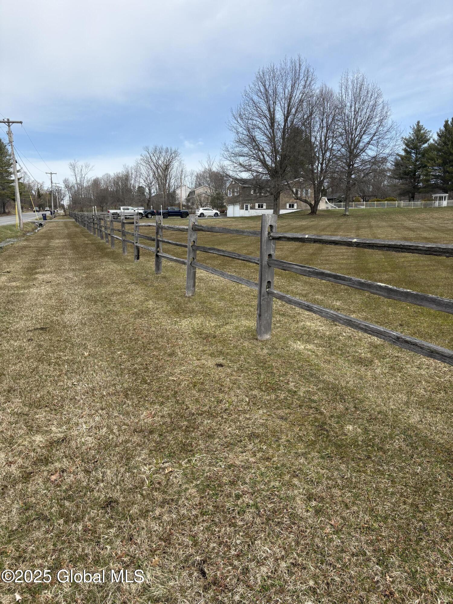 623 Midline Road Perth, NY 12010 - Photo 4 of 63 Murphy-6