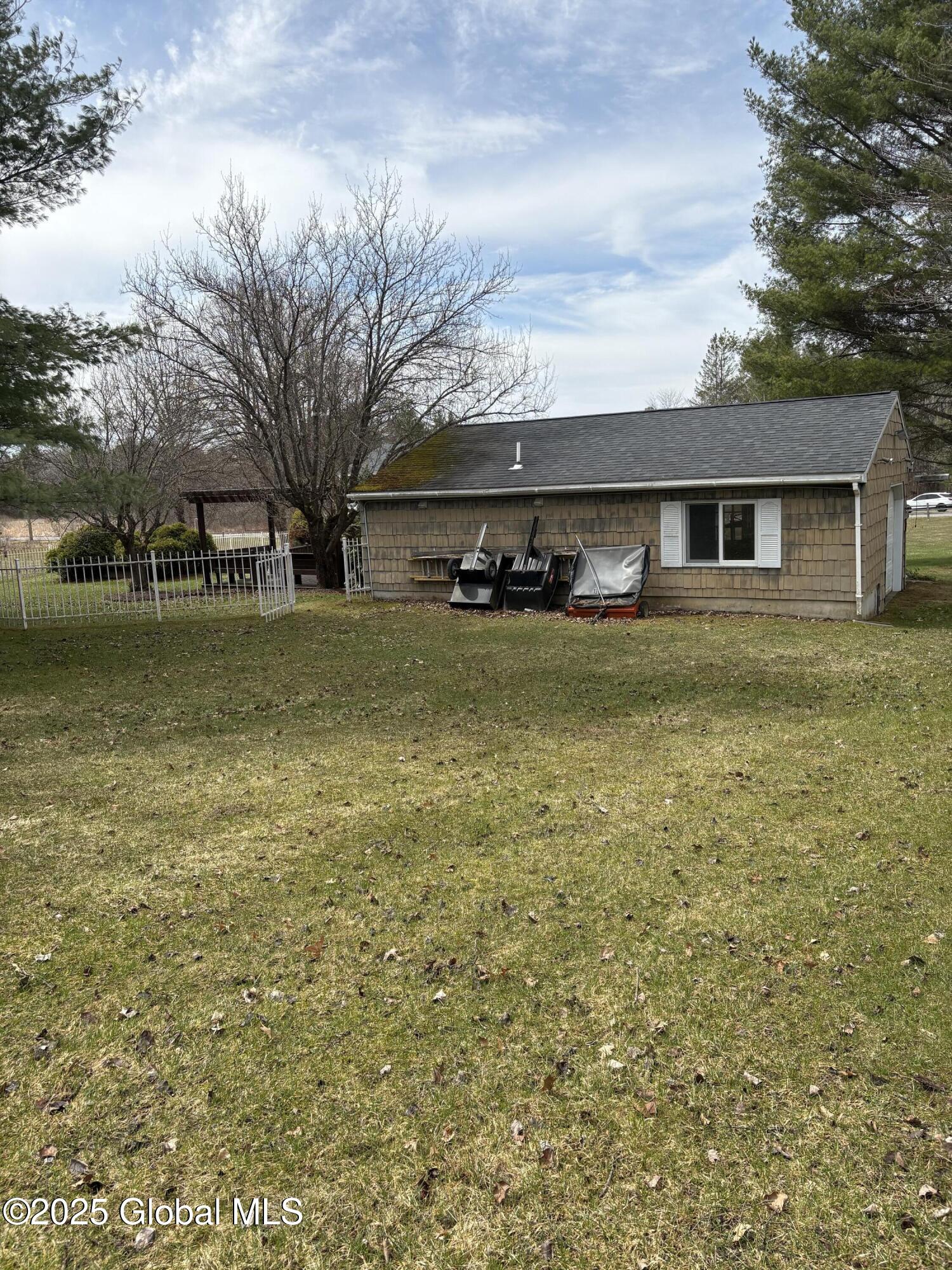 623 Midline Road Perth, NY 12010 - Photo 10 of 63 Murphy-11