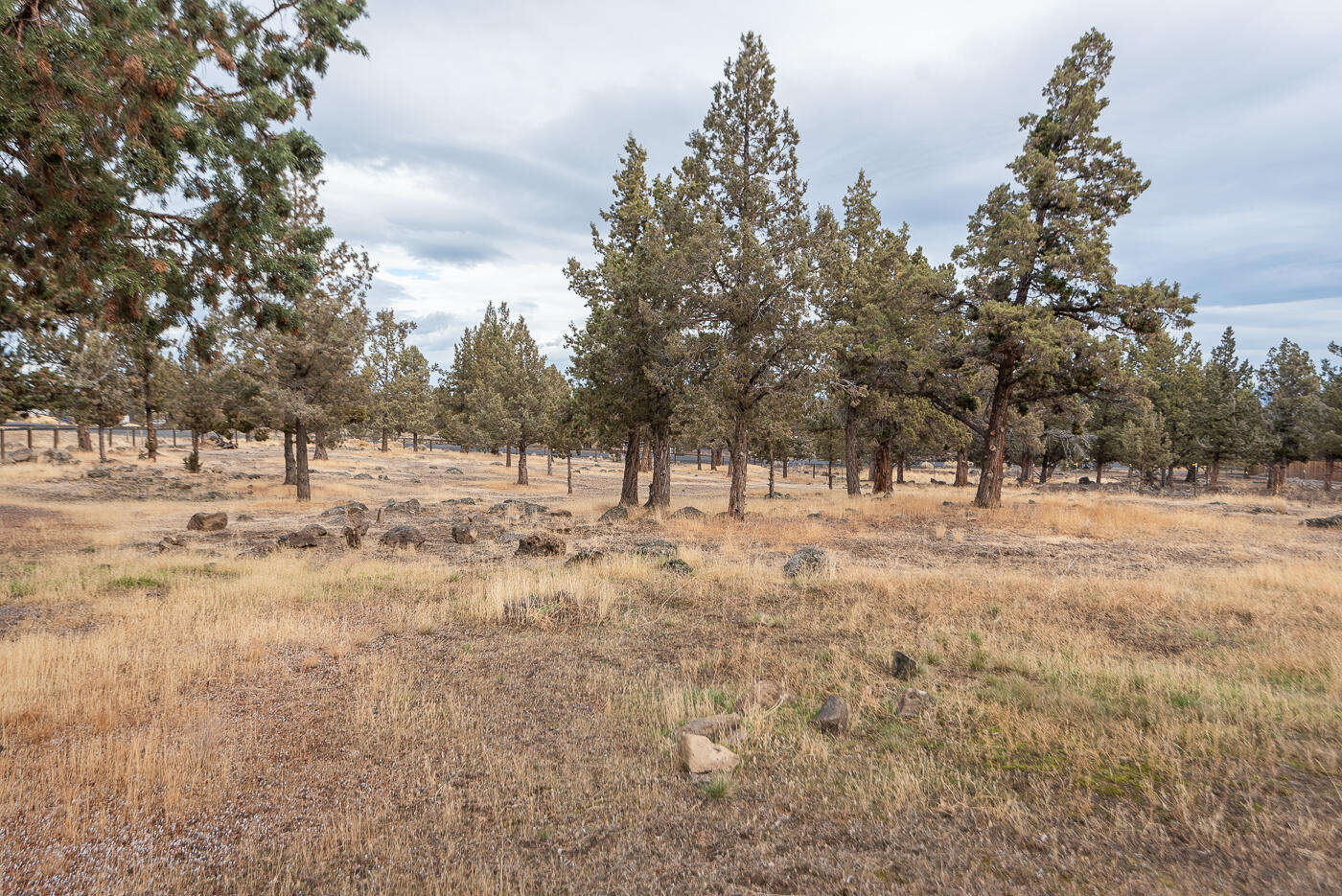 21037 Southwest Gift Road Bend, OR 97703 - Photo 36 of 39 property