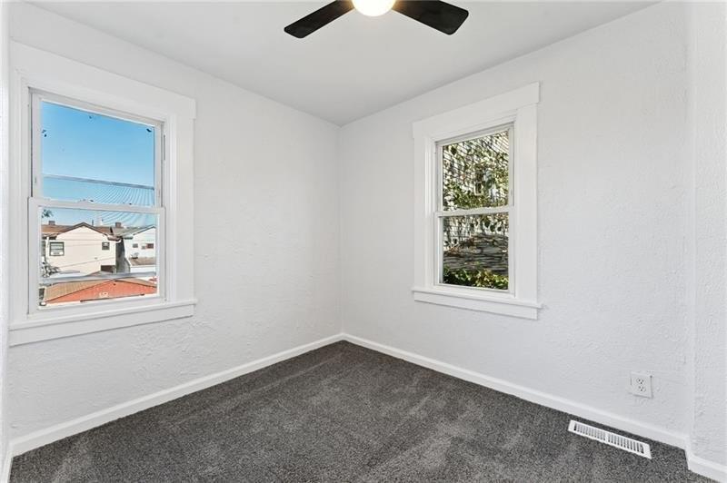 233 East 19th Avenue Homestead, PA 15120 - Photo 22 of 27 an empty room with a window
