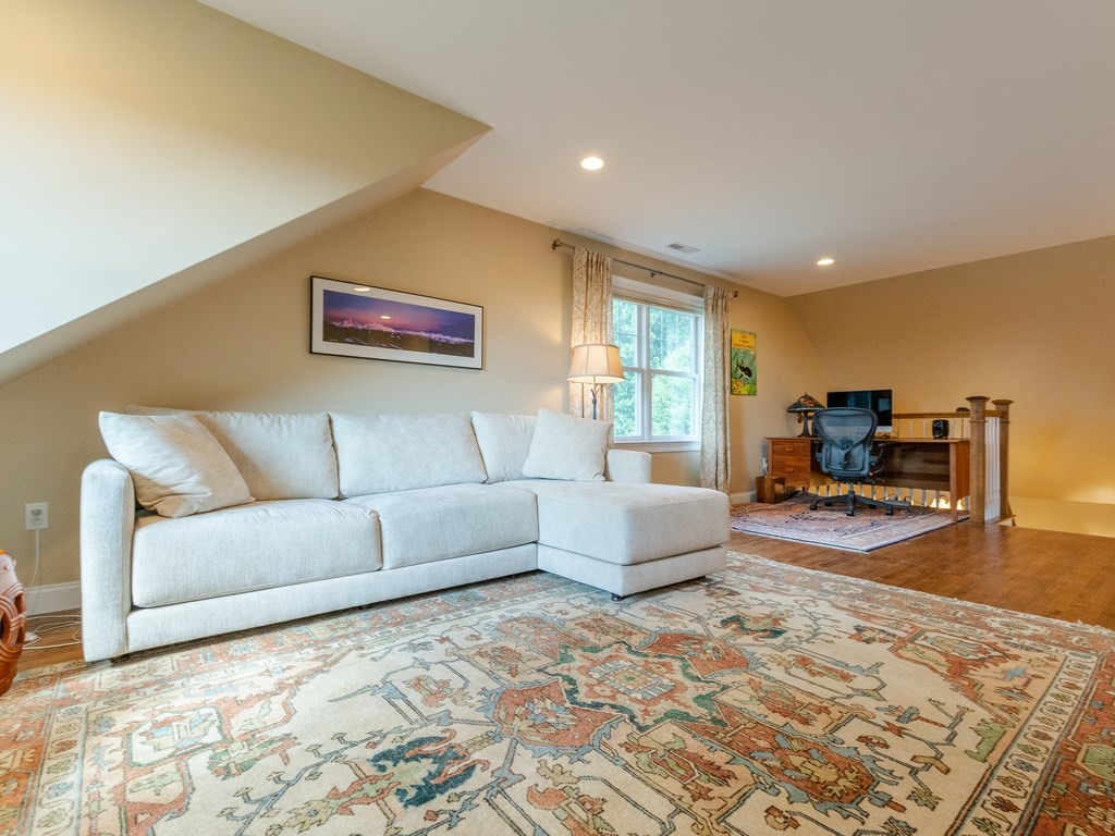 53 Sunset Ridge Lane, Unit 53 Bolton, MA 01740 - Photo 29 of 42 Gallery Image 29
