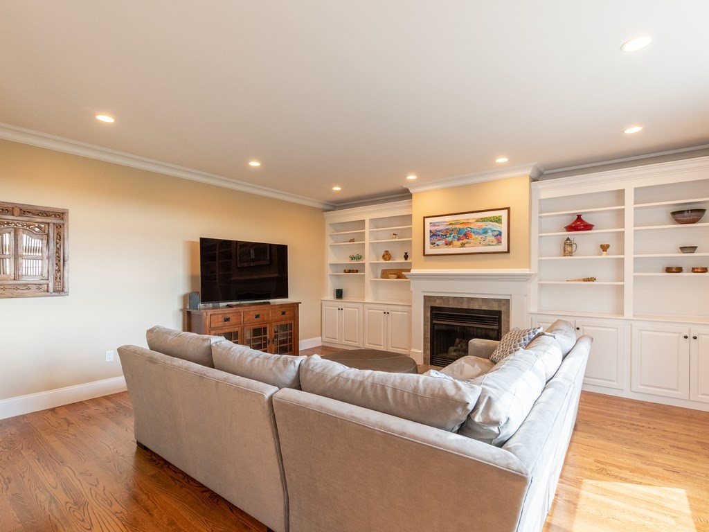 53 Sunset Ridge Lane, Unit 53 Bolton, MA 01740 - Photo 9 of 42 Gallery Image 9