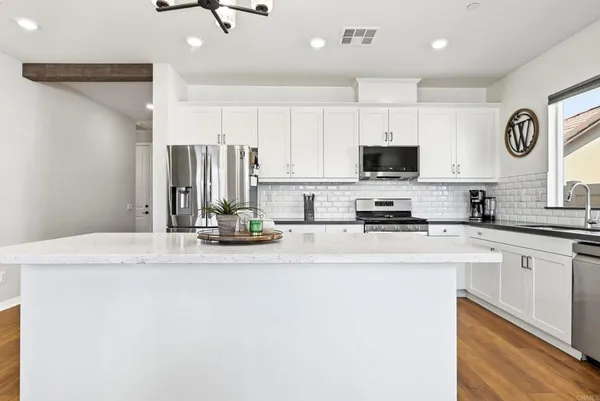 $564,900 | 2409 Tulip Drive, Perris, CA 92570