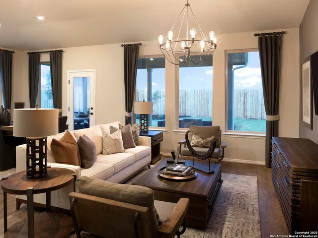 $484,990 | 962 Earp, San Antonio, TX 78260