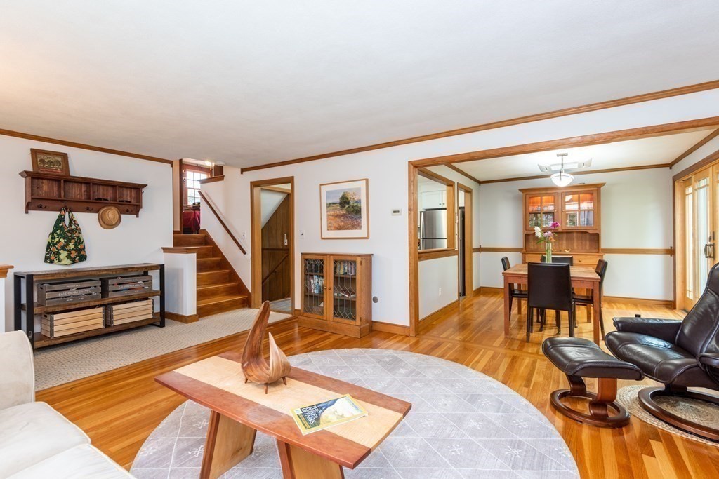 5 Spring Valley Road Burlington, MA 01803 - Photo 6 of 40 Gallery Image 6