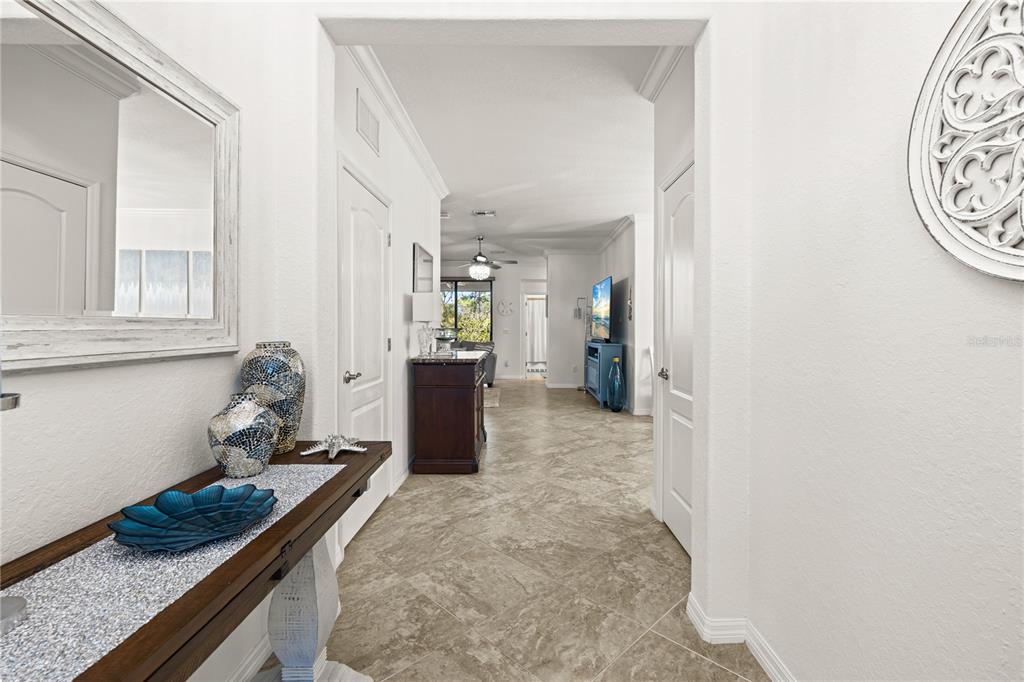 17233 Blue Rdg Place Bradenton, FL 34211 - Photo 8 of 60