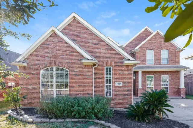 $2,995 | 17427 Stamford Oaks Drive, Tomball, TX 77377