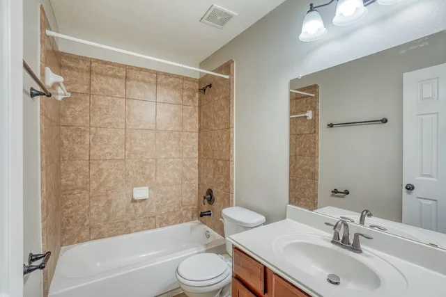 $2,995 | 17427 Stamford Oaks Drive, Tomball, TX 77377