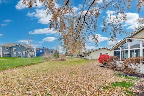 $525,000 | 3585 Treaty Lane, Hoffman Estates, IL 60192