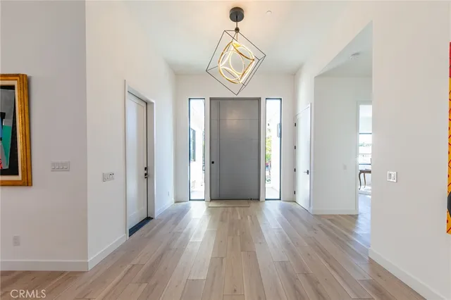 $3,885,000 | 20171 Bayview Avenue, Newport Beach, CA 92660