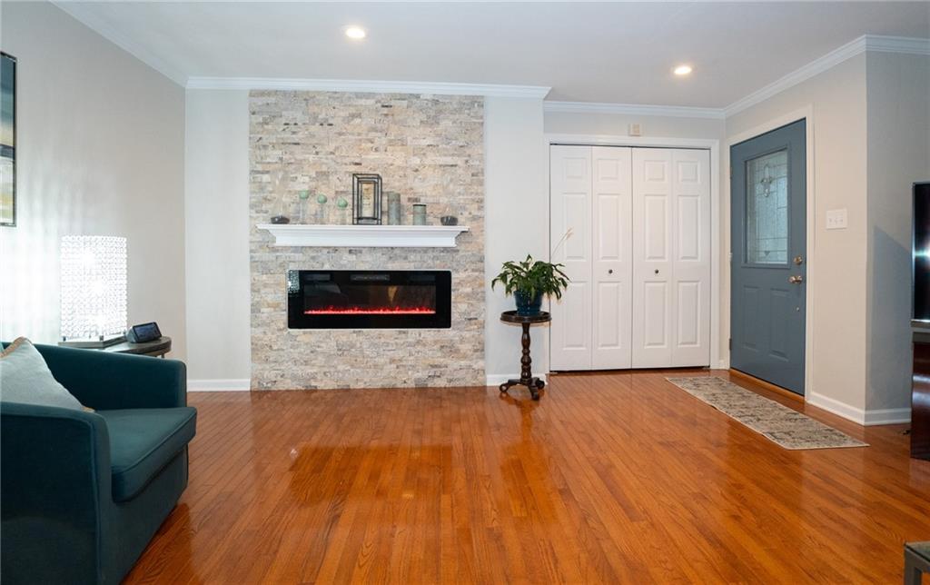 55 South Kings Creek Road Burgettstown, PA 15021 - Photo 3 of 36 Gallery Image 3