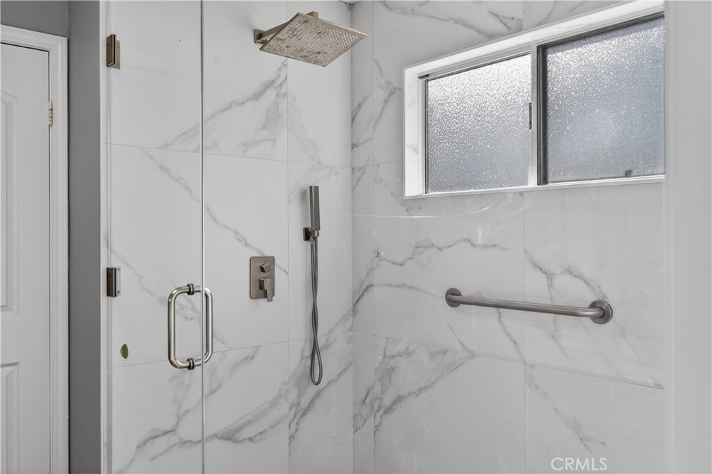 1610 East 20th Street Santa Ana, CA 92705 - Photo 23 of 43 a bathroom with a shower