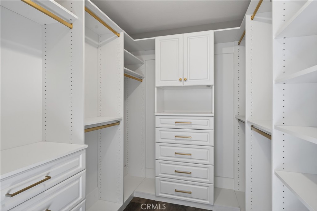 1610 East 20th Street Santa Ana, CA 92705 - Photo 24 of 43 a view of walk in closet