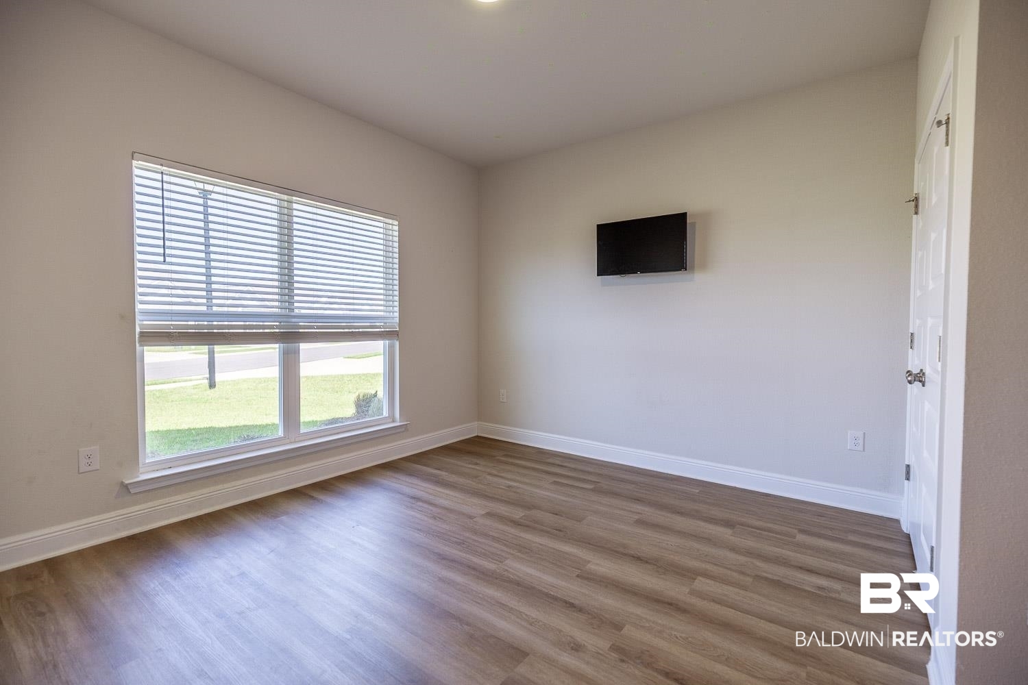 11369 Genuine Risk Circle Daphne, AL 36526 - Photo 21 of 38