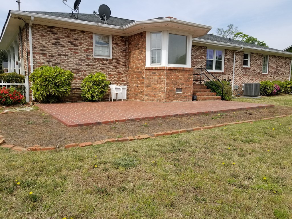 418 Ridge Street Bishopville, SC 29010 - Photo 19 of 27