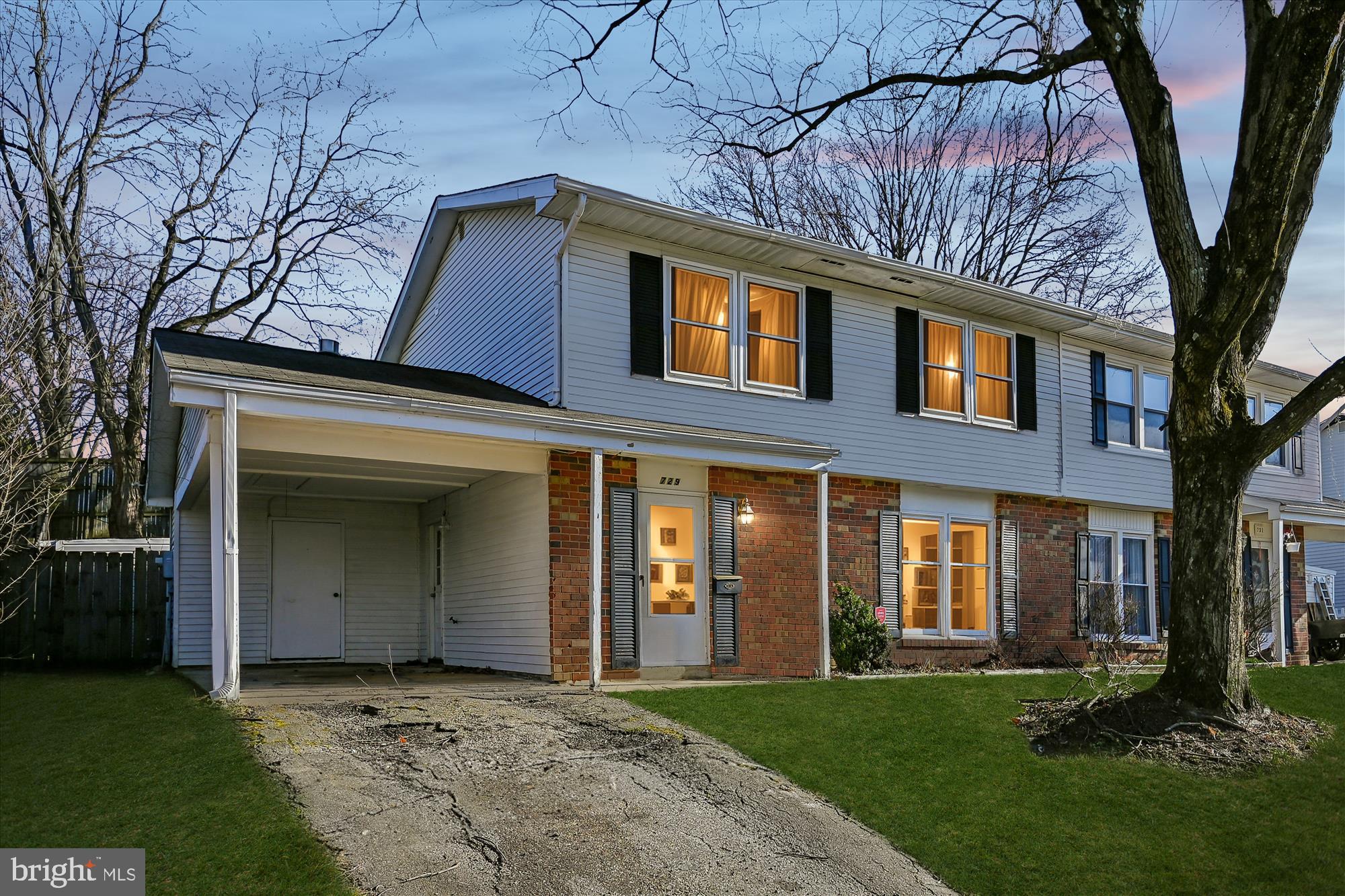 729 Chapelgate Drive Odenton, MD 21113 - Photo 17 of 64 front view of house with a yard