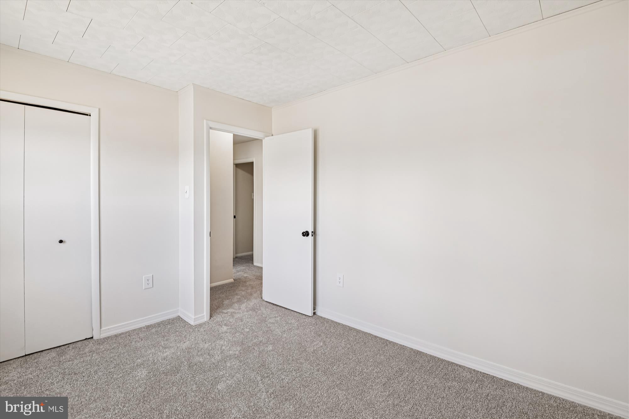 729 Chapelgate Drive Odenton, MD 21113 - Photo 50 of 64 a view of an empty room