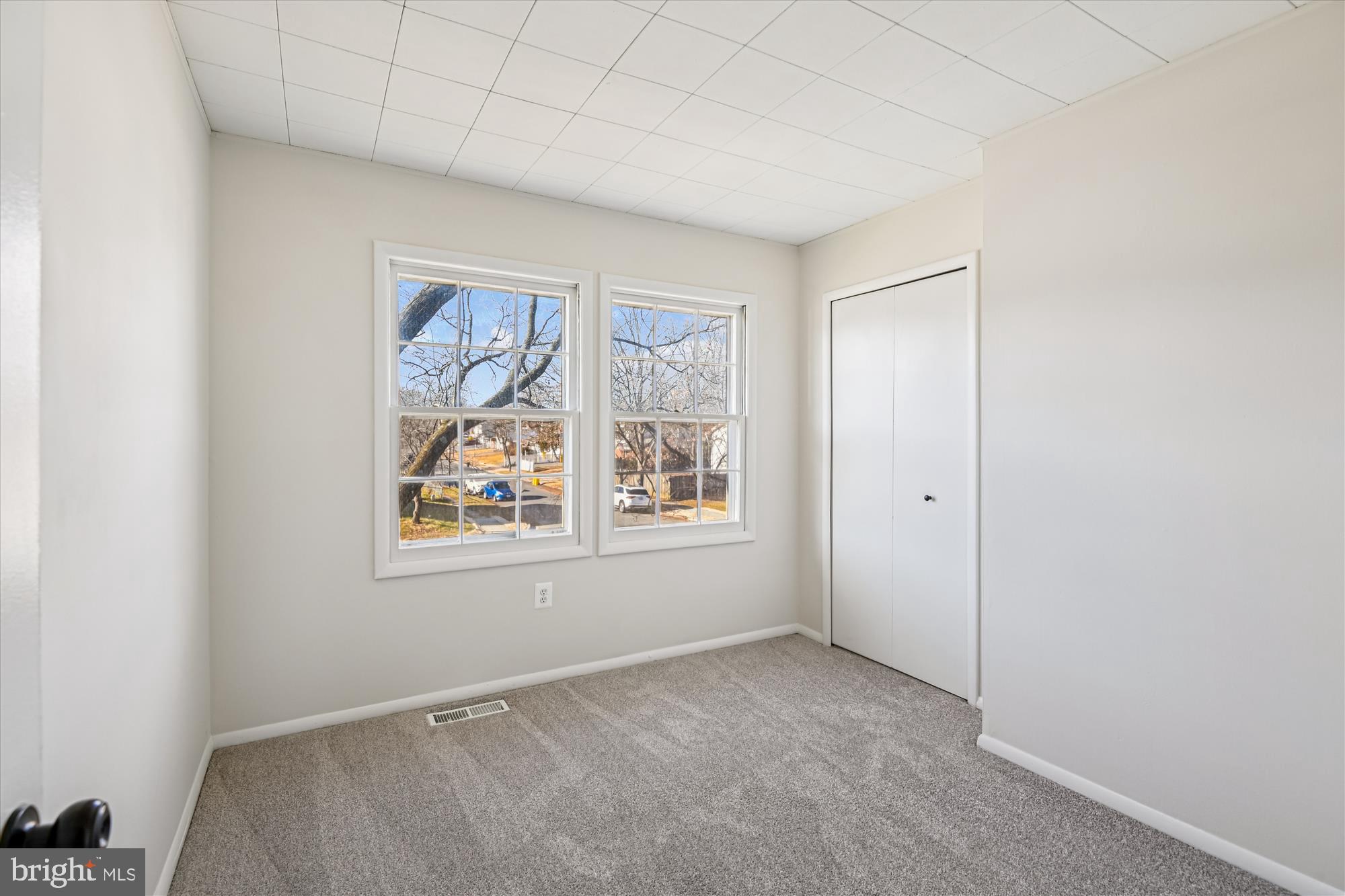 729 Chapelgate Drive Odenton, MD 21113 - Photo 51 of 64 an empty room with windows