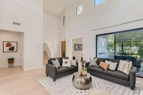 $1,225,000 | 3720 North 40th Place, Phoenix, AZ 85018