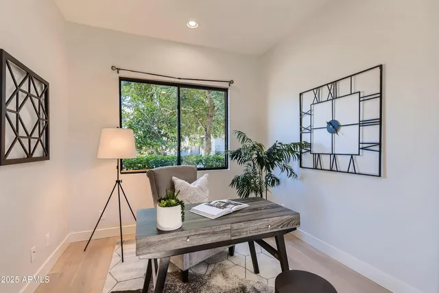 $1,225,000 | 3720 North 40th Place, Phoenix, AZ 85018