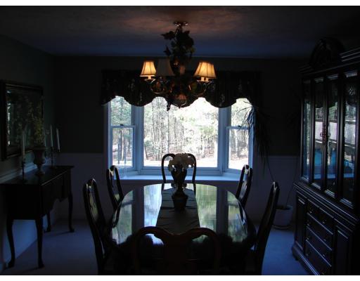 7 Pilgrim Road Mansfield, MA 02048 - Photo 5 of 21 Gallery Image 5