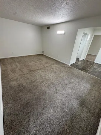 $999 | 1745 Northeast 2nd Street, Unit 3, Ocala, FL 34470