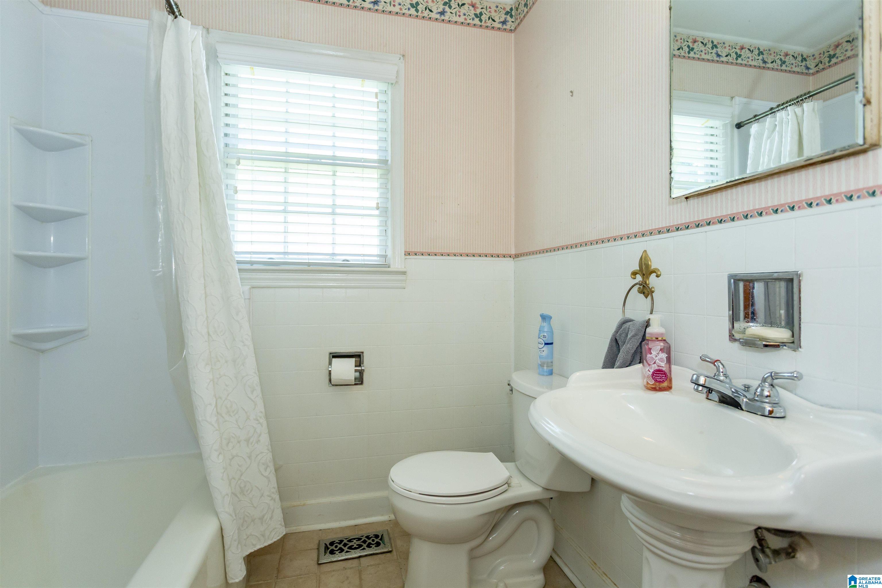 2028 High School Road Bessemer, AL 35023 - Photo 34 of 47