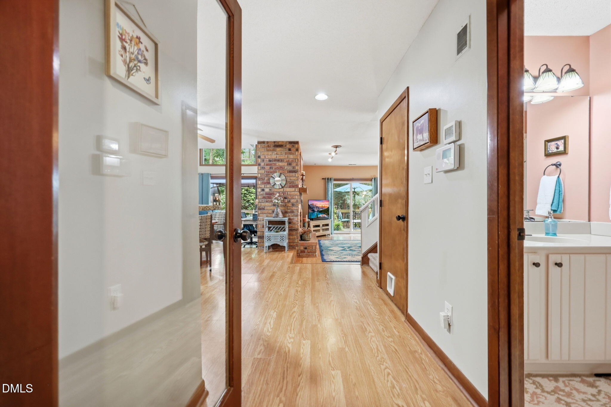 4337 Southwind Drive Raleigh, NC 27613 - Photo 6 of 62 48-web-or-mls-IMG_3666