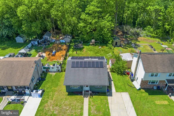 $330,000 | 1348 Thompson Avenue, Gloucester City, NJ 08030