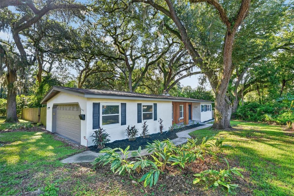 1202 Oranole Road Maitland, FL 32751 - Photo 2 of 45 Gallery Image 2